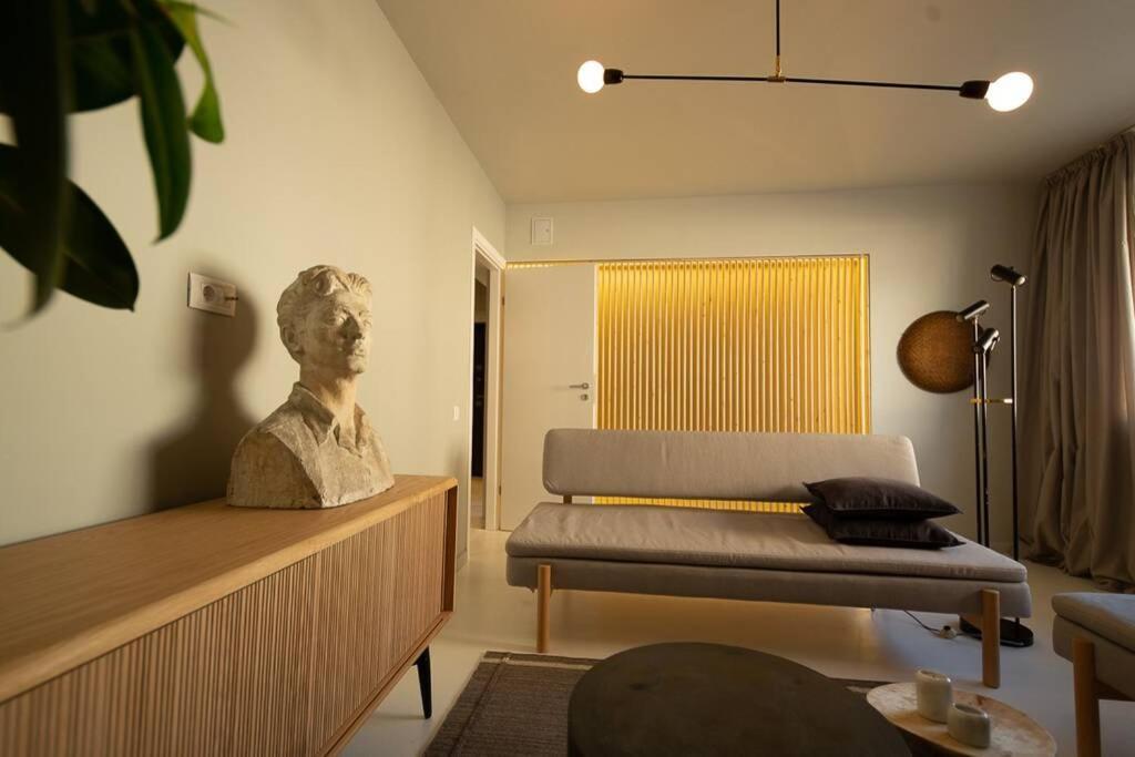 Zen Apartment - Calea Victoriei Bukarest Eksteriør billede