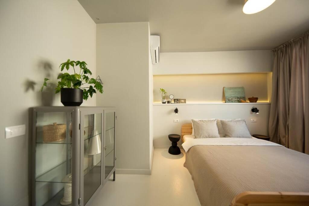 Zen Apartment - Calea Victoriei Bukarest Eksteriør billede